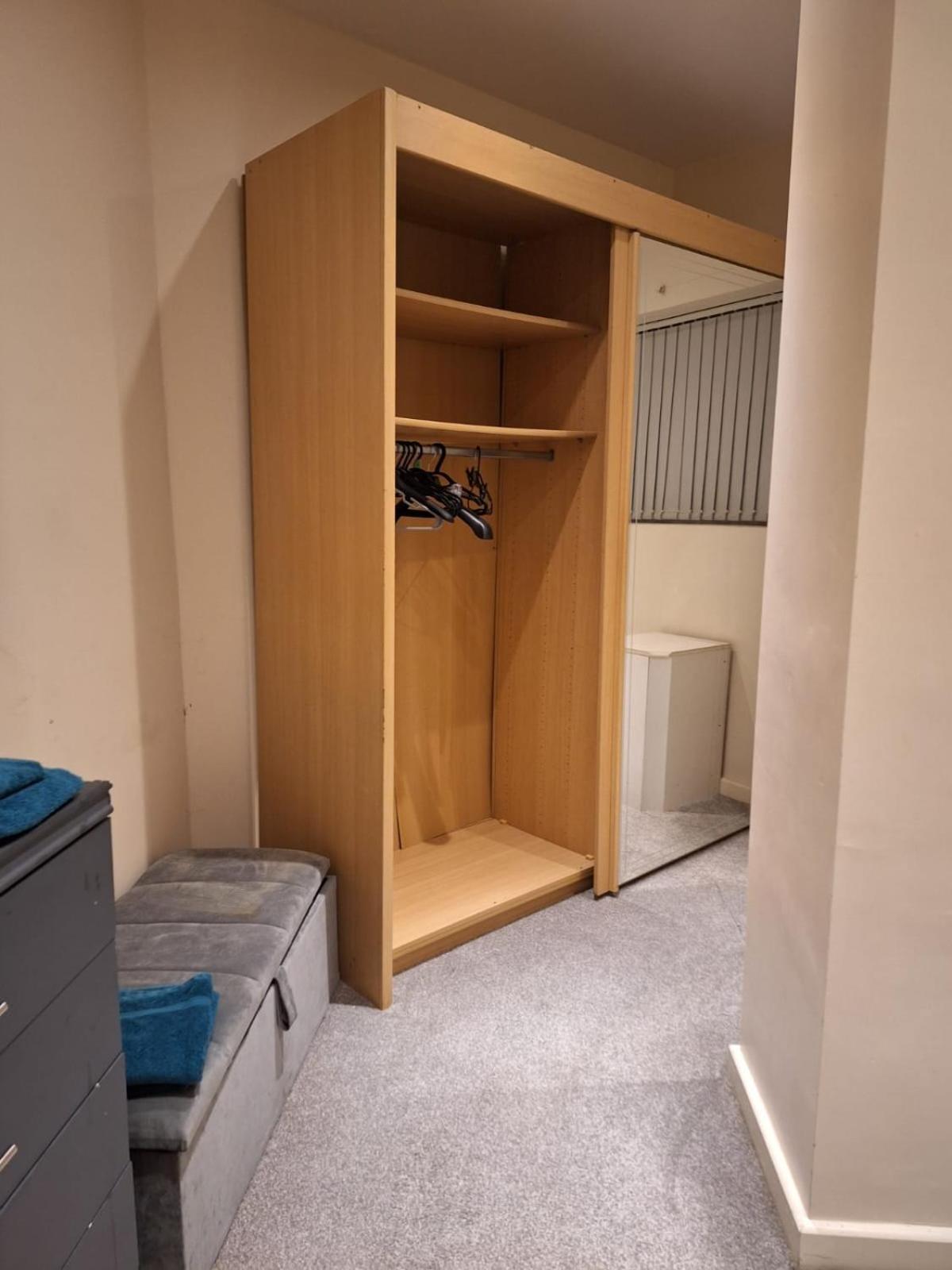 Fabulous Home From Home - Central Long Eaton - Lovely Short-Stay Apartment - High Speed Fibre Optic Broadband Internet - High Speed Streaming Possible Suitable For Working From Home And Students Very Spacious Free Parking Nearby Exterior foto